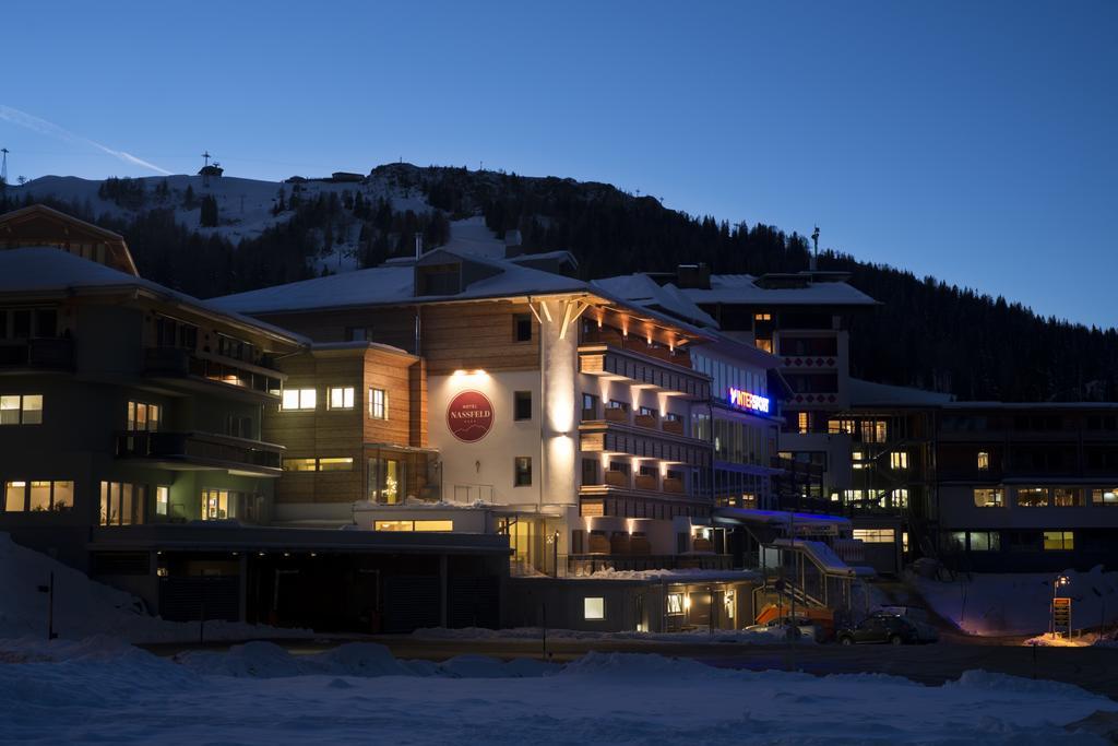 Hotel Nassfeld ゾンネンアルペ・ナスフェルト エクステリア 写真